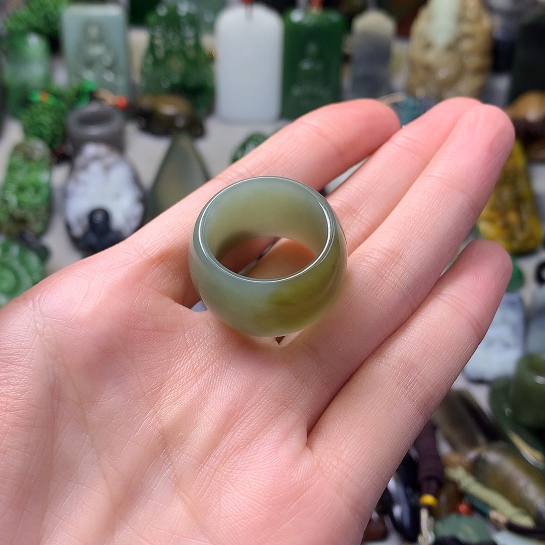 和田玉戒圈未镶嵌