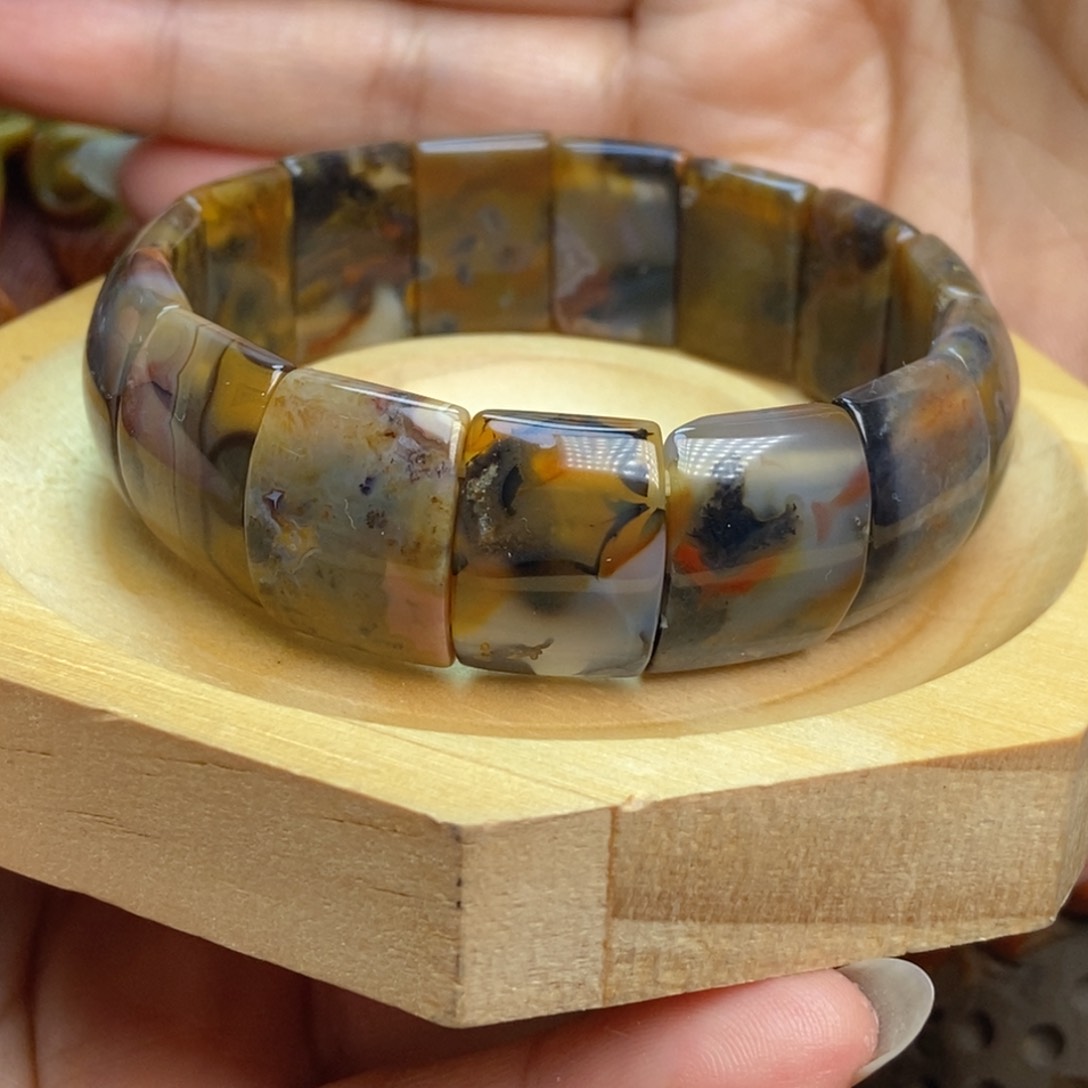 玛瑙/玉髓手链未镶嵌战国红