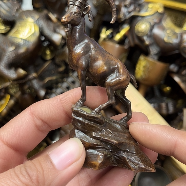 顺顺利利，铜器摆件