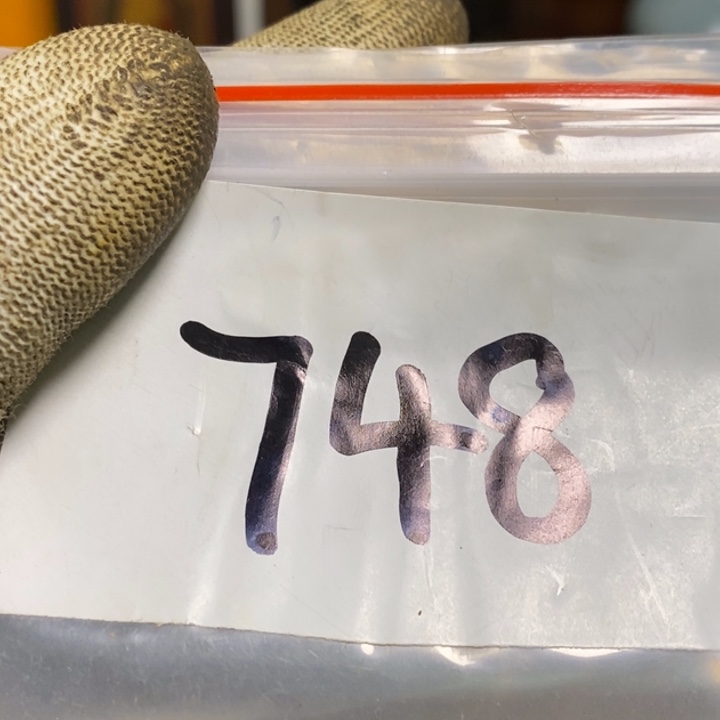 雨***销娜娜文玩杂项专属链接