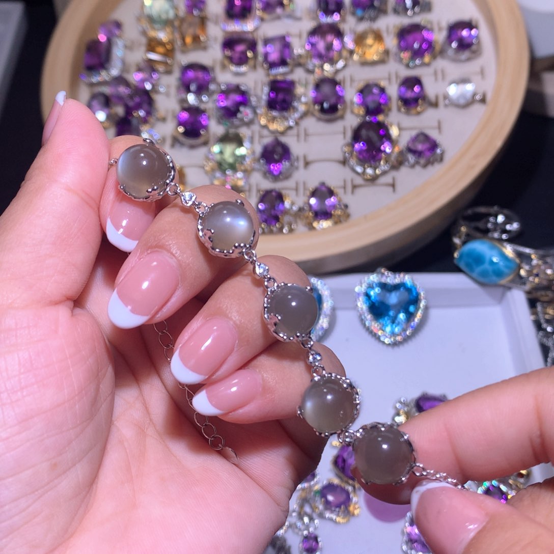 【闪购商品】银S925镶嵌戒指水晶小*婼戒指