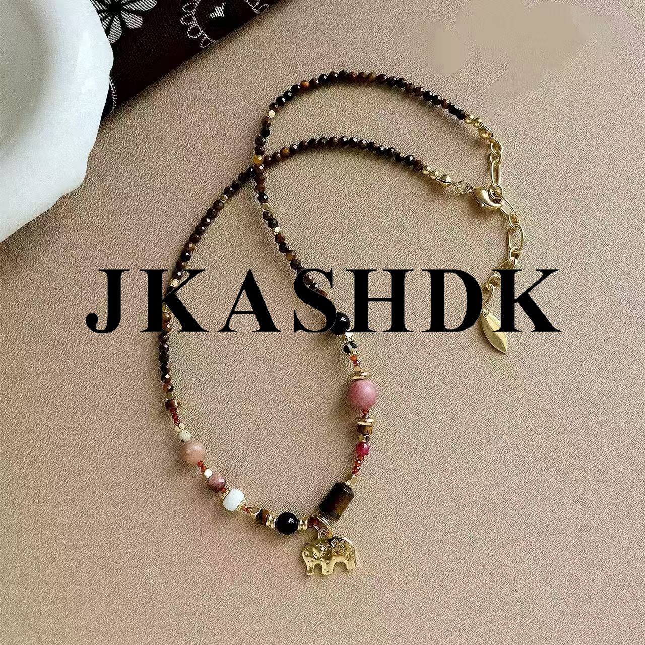 JKASHDK 黄铜项链 秋冬色系穿搭手工精致白色锁骨链颈链小象项链