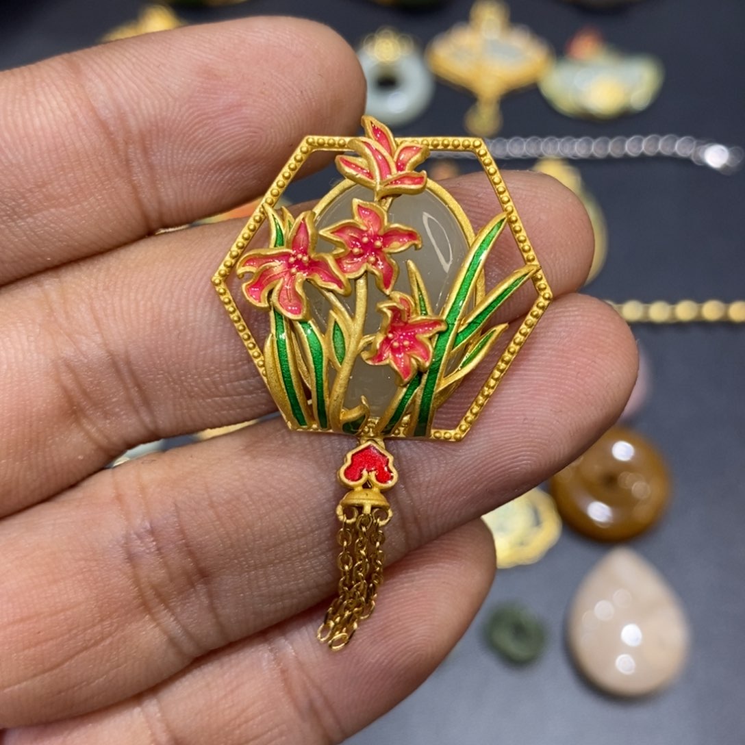 和田玉颈饰银S925镀金镶嵌