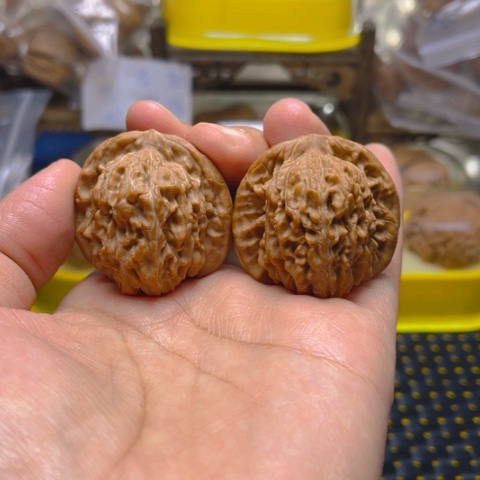 文玩核桃吊坠四座楼