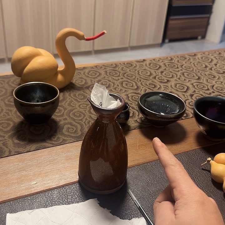 茶盏换个疯疯癫癫的风格好