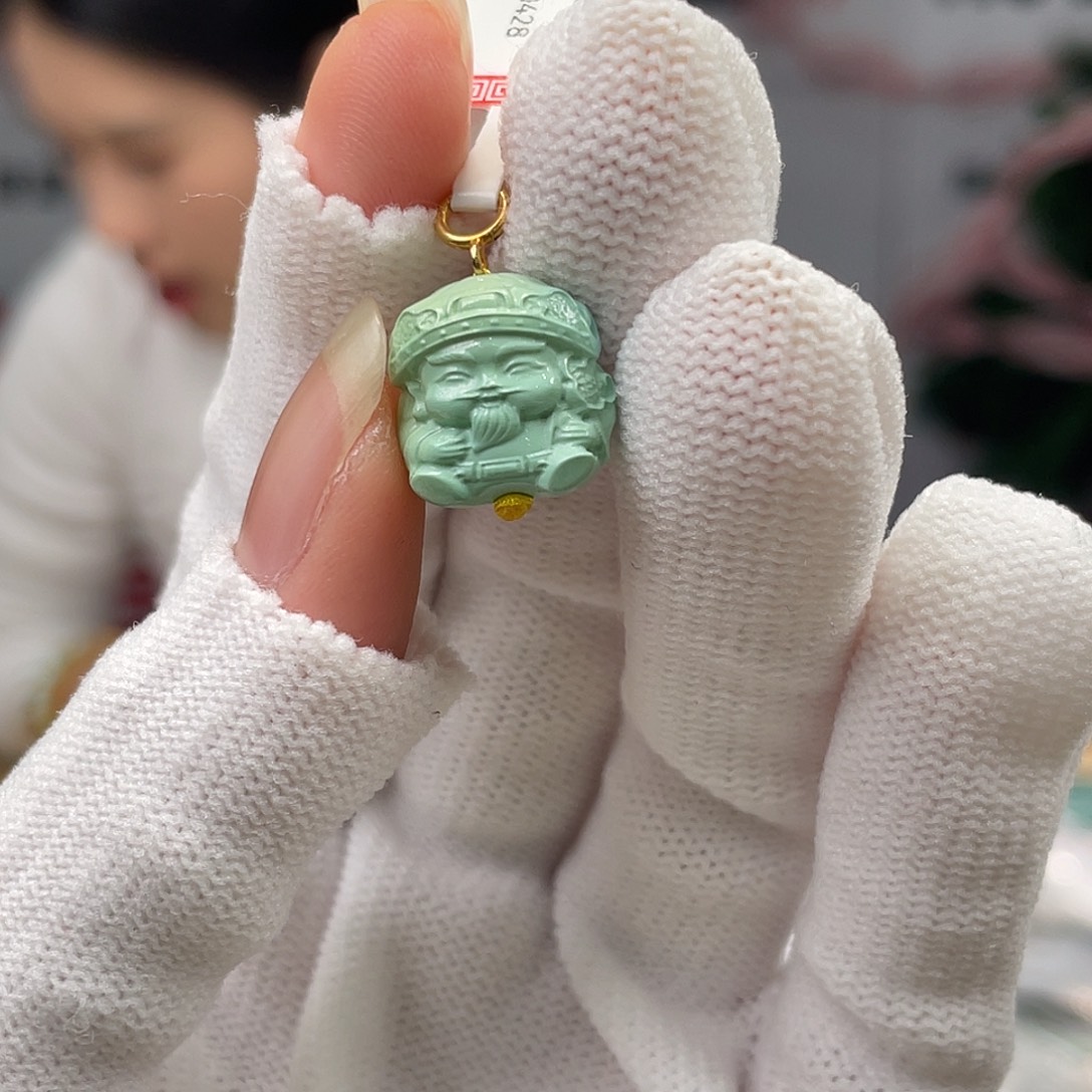 绿松石未镶嵌挂件