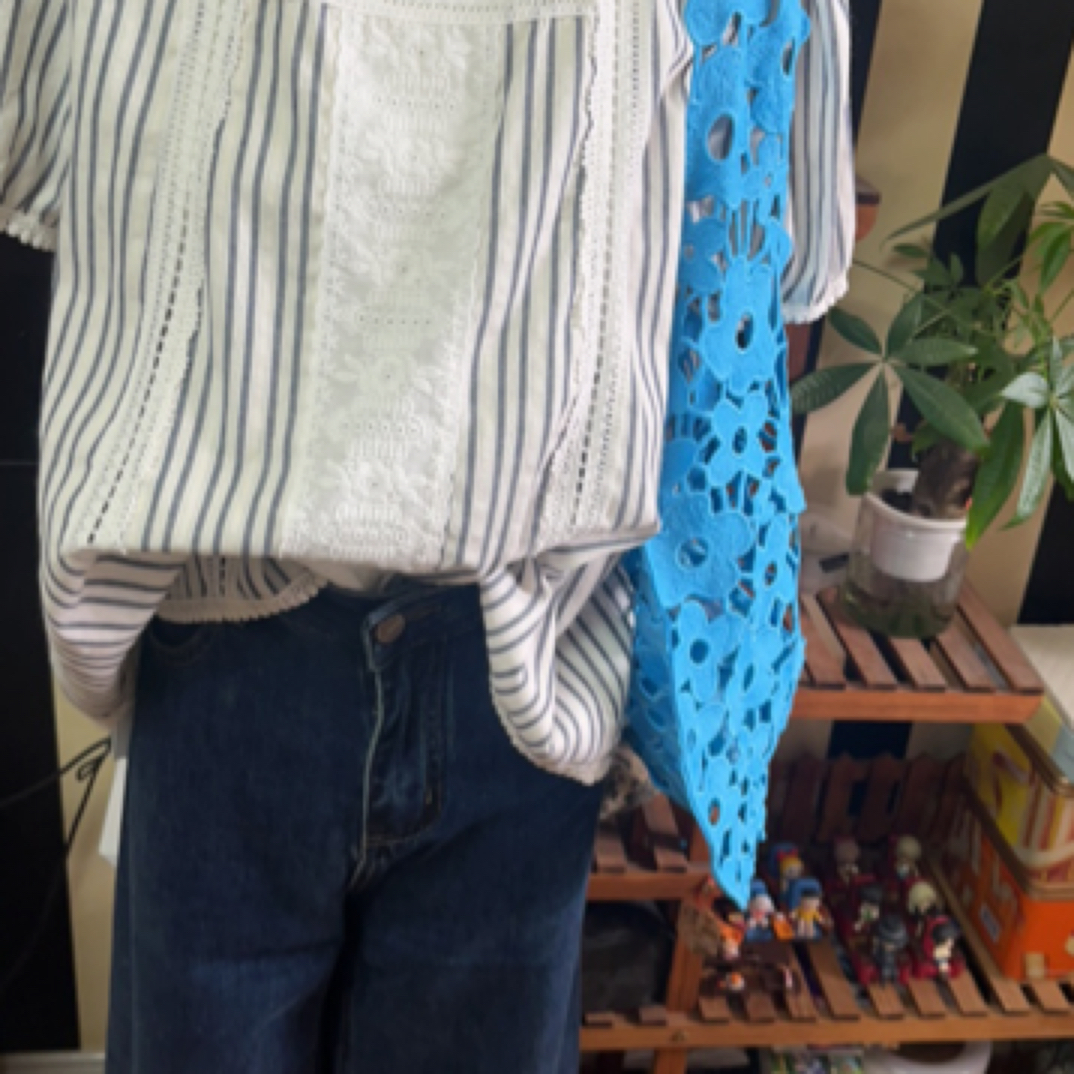 韩系蕾丝花边短袖衬衫