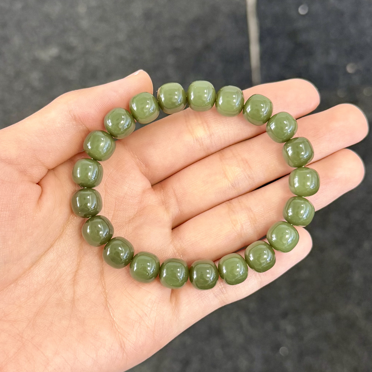 和田玉新疆沙枣青10mm