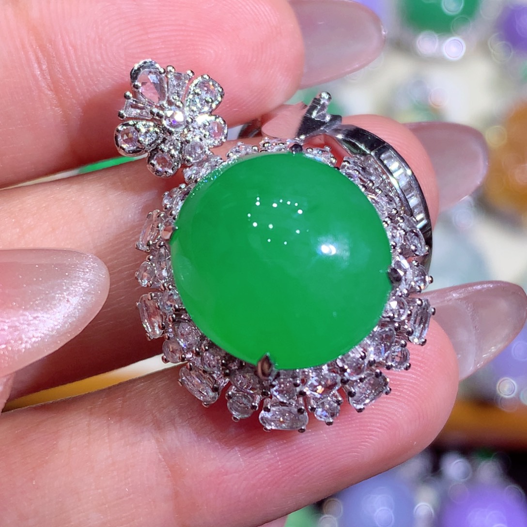 翡翠18K金镶嵌吊坠(不含链)