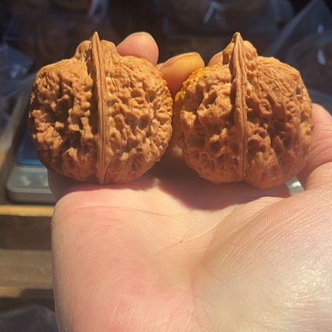 文玩核桃把件老款鼻烟壶带彩45