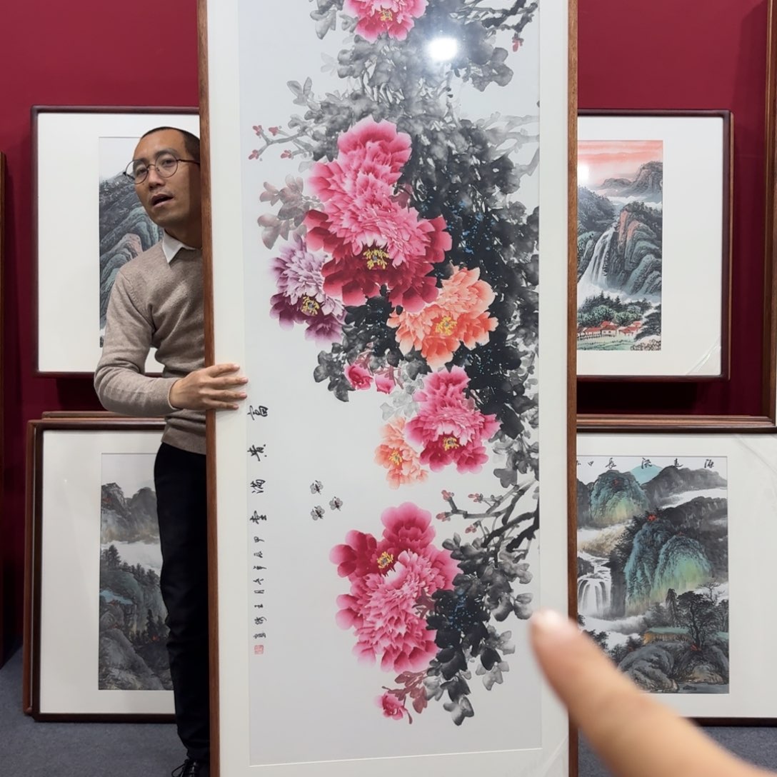 国画手绘作品带框210成80