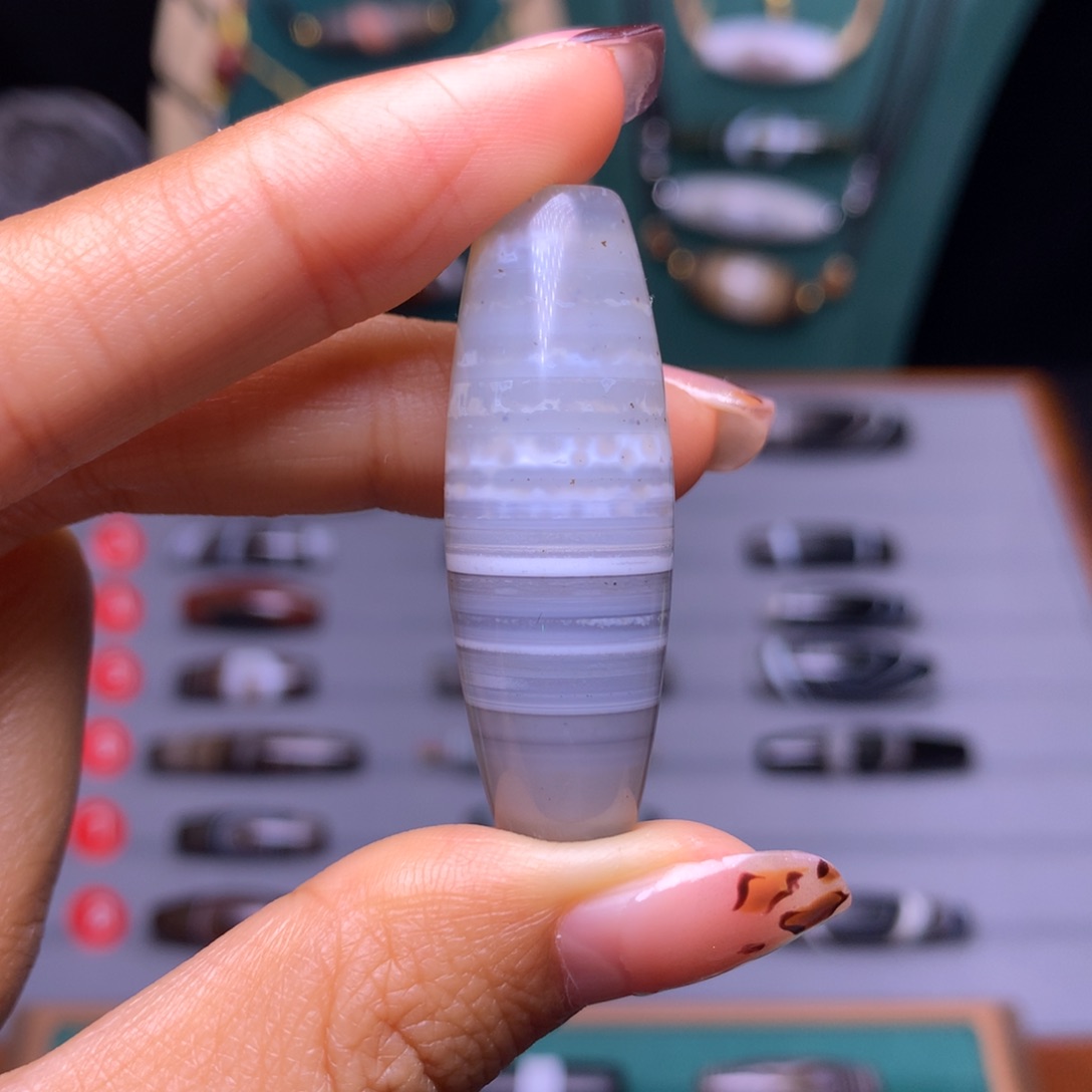 未镶嵌颈饰玛瑙/玉髓