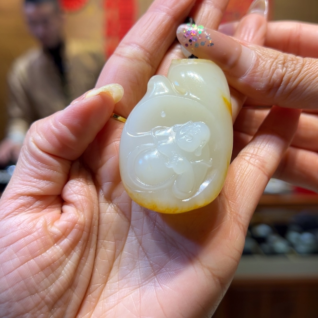 和田玉颈饰未镶嵌