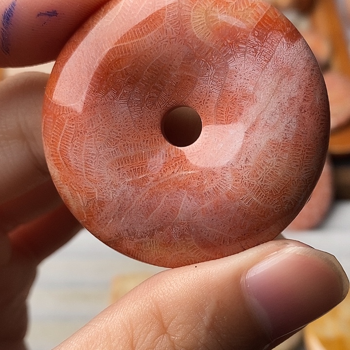 用***1硅化玉未镶嵌颈饰