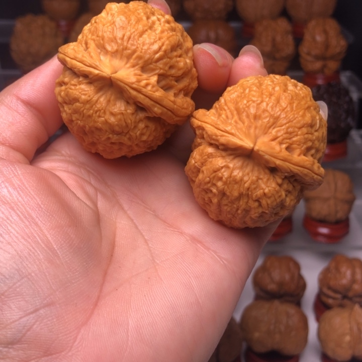 吊坠文玩核桃8麒麟铁狮子