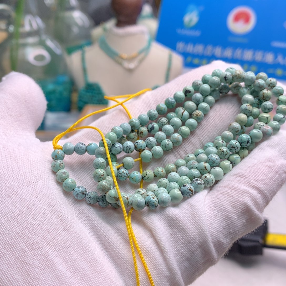 绿松石未镶嵌饰品