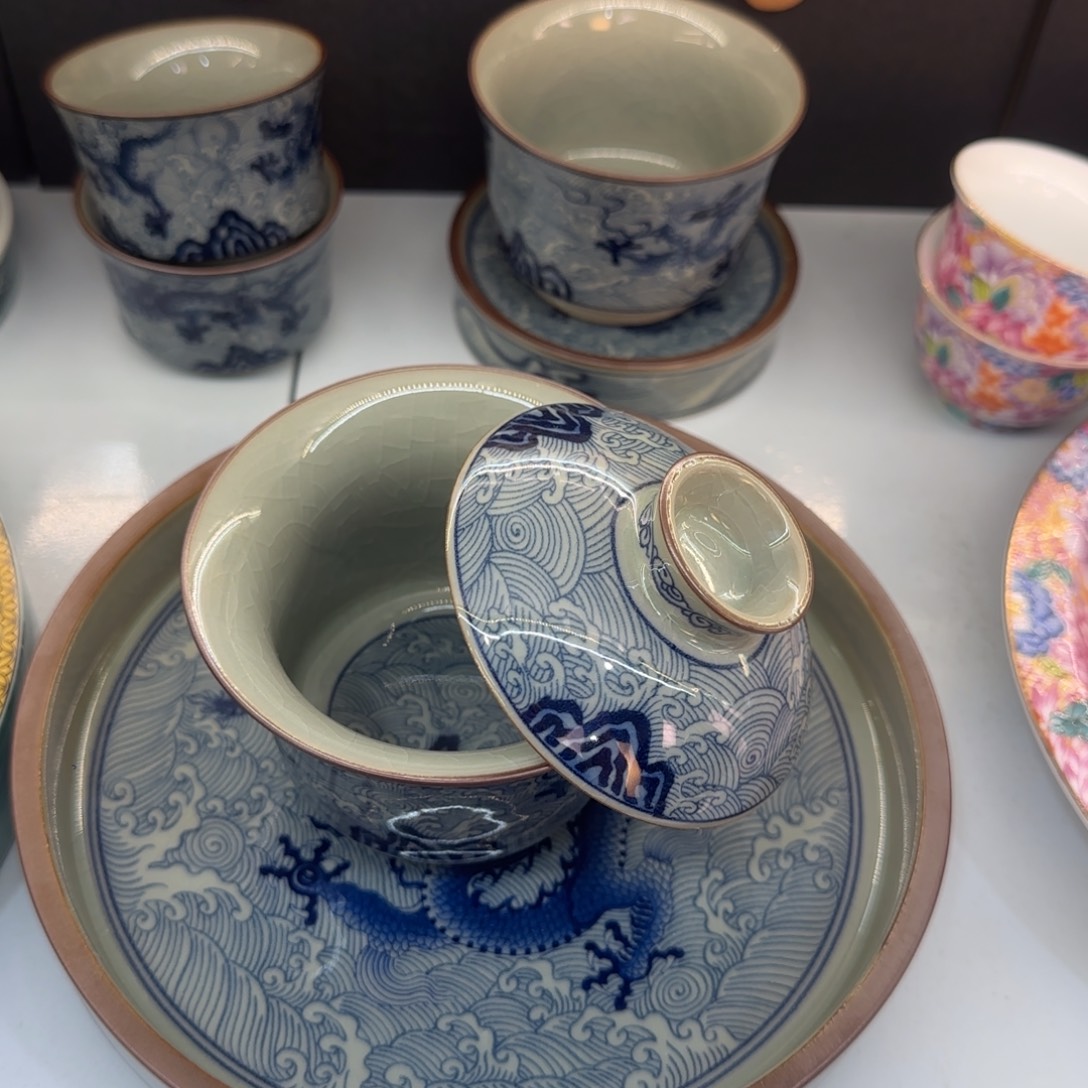 这些盖碗真好看！！！