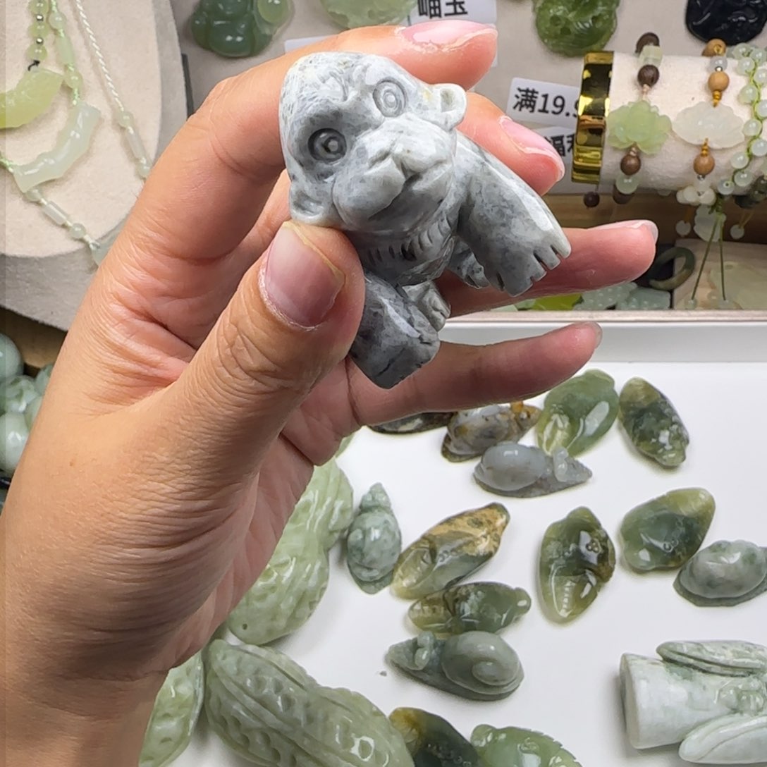 蛇纹石玉岫玉未镶嵌