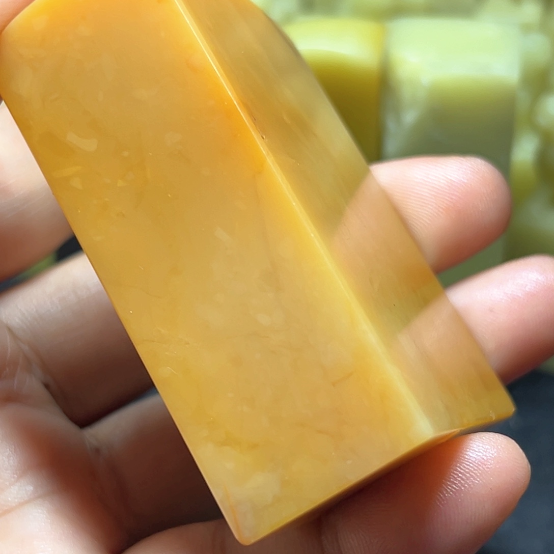 老挝石老挝北部田黄