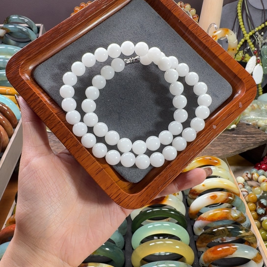 半***辣蛇纹石玉合金手镯