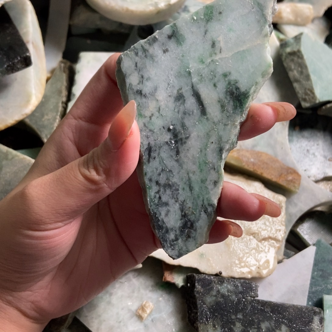 翡翠未镶嵌挂件天然翡翠