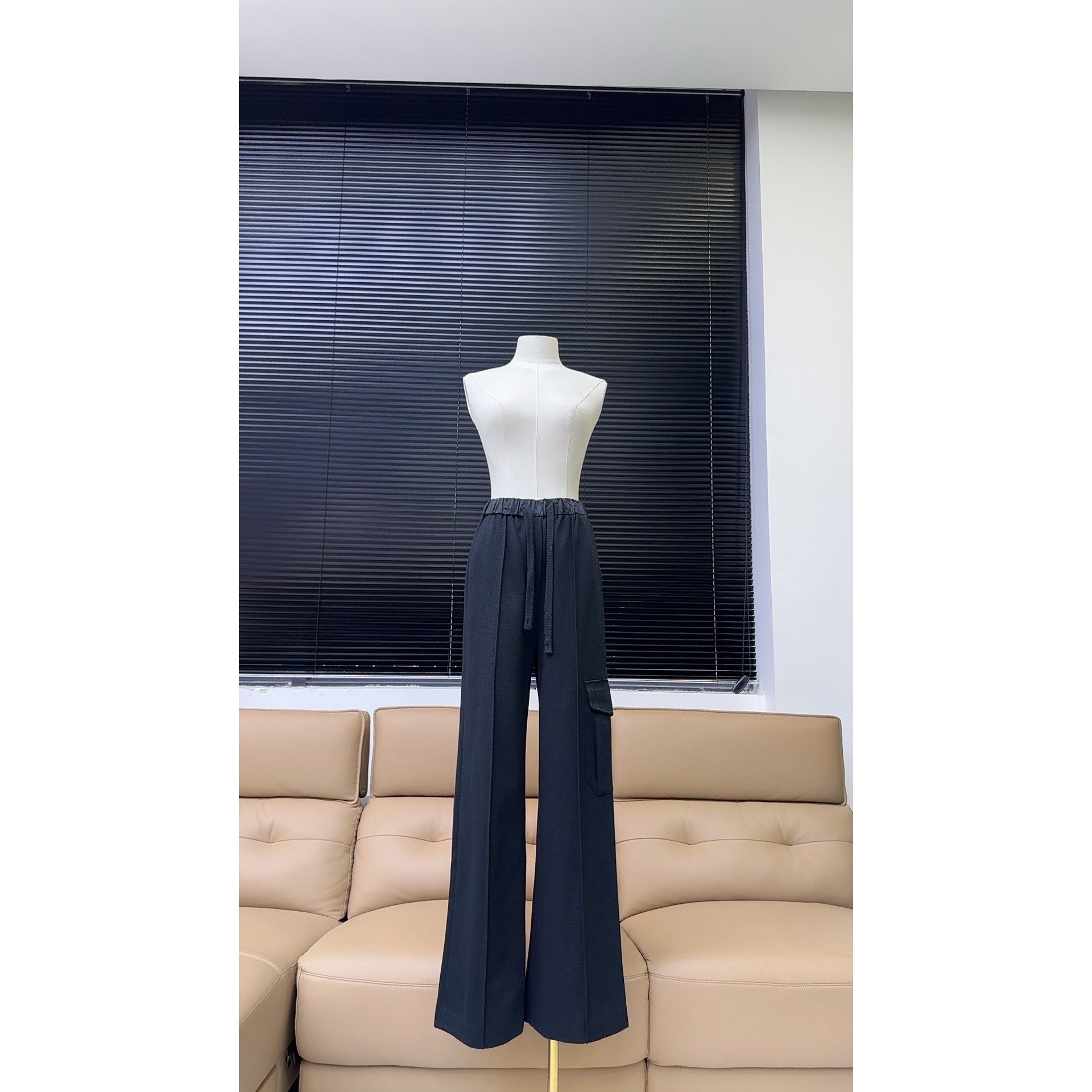 品牌原单女款运动休闲裤【裤长106】—黑色—3182