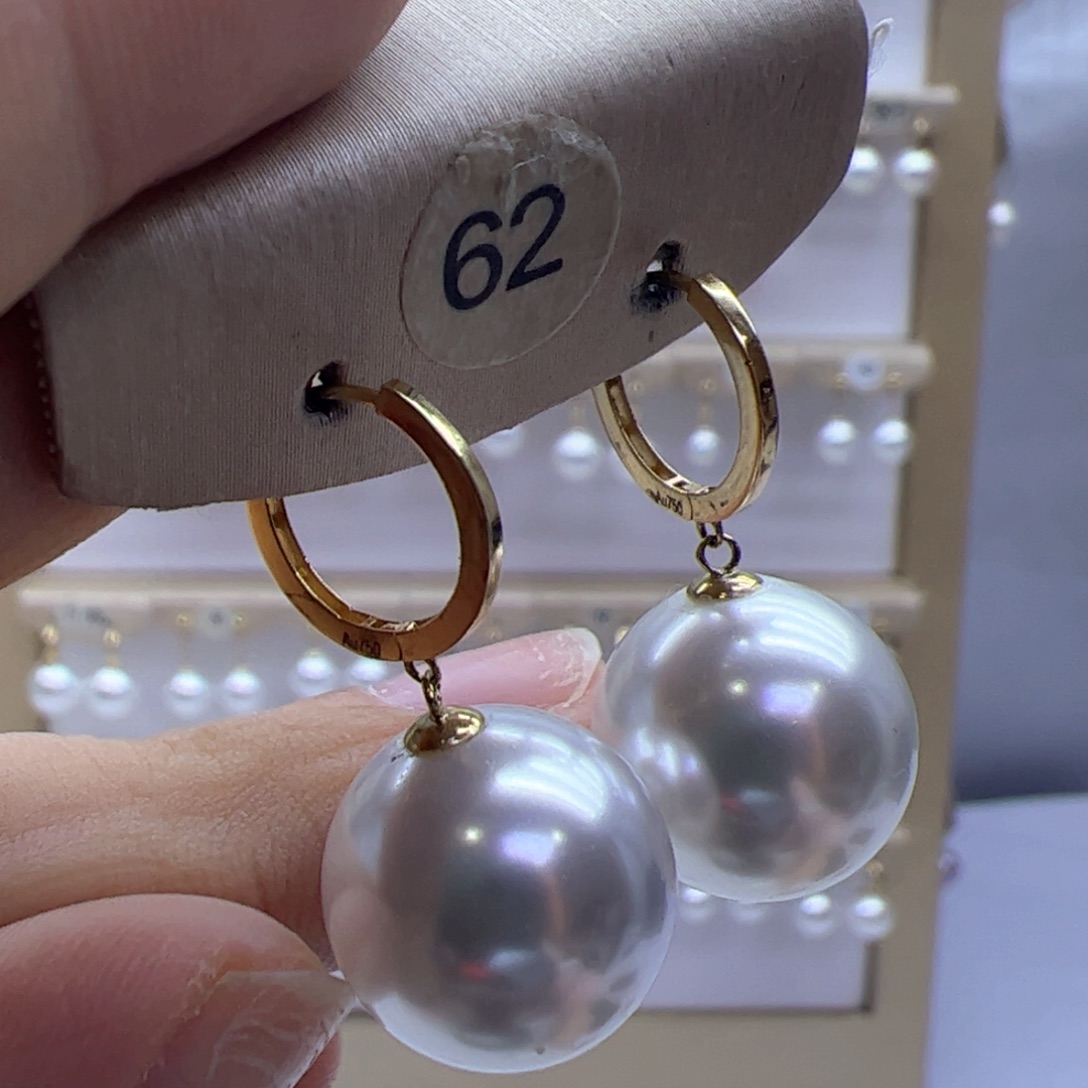 淡水珍珠耳饰18K金镶嵌