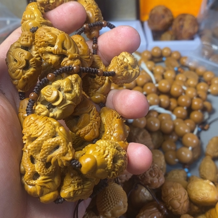 橄榄核手串28个健健康康