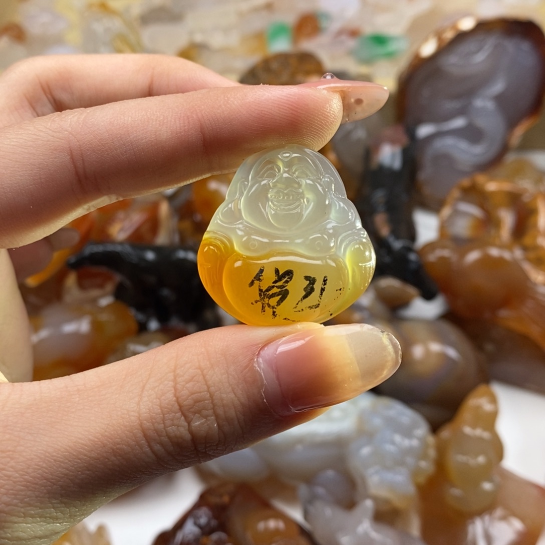 玛瑙/玉髓未镶嵌颈饰