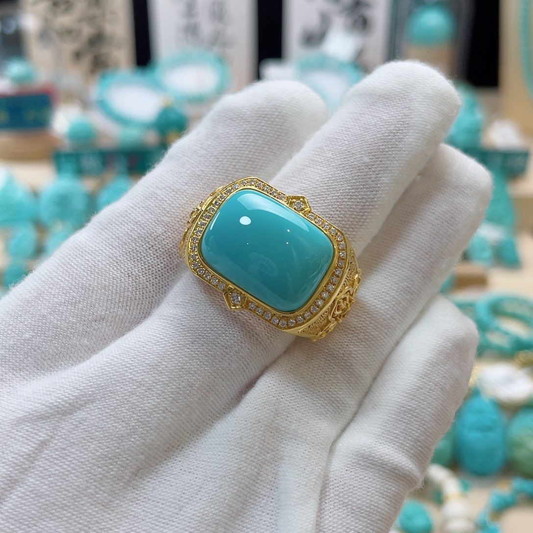 绿松石珠宝奇石18K金镶嵌