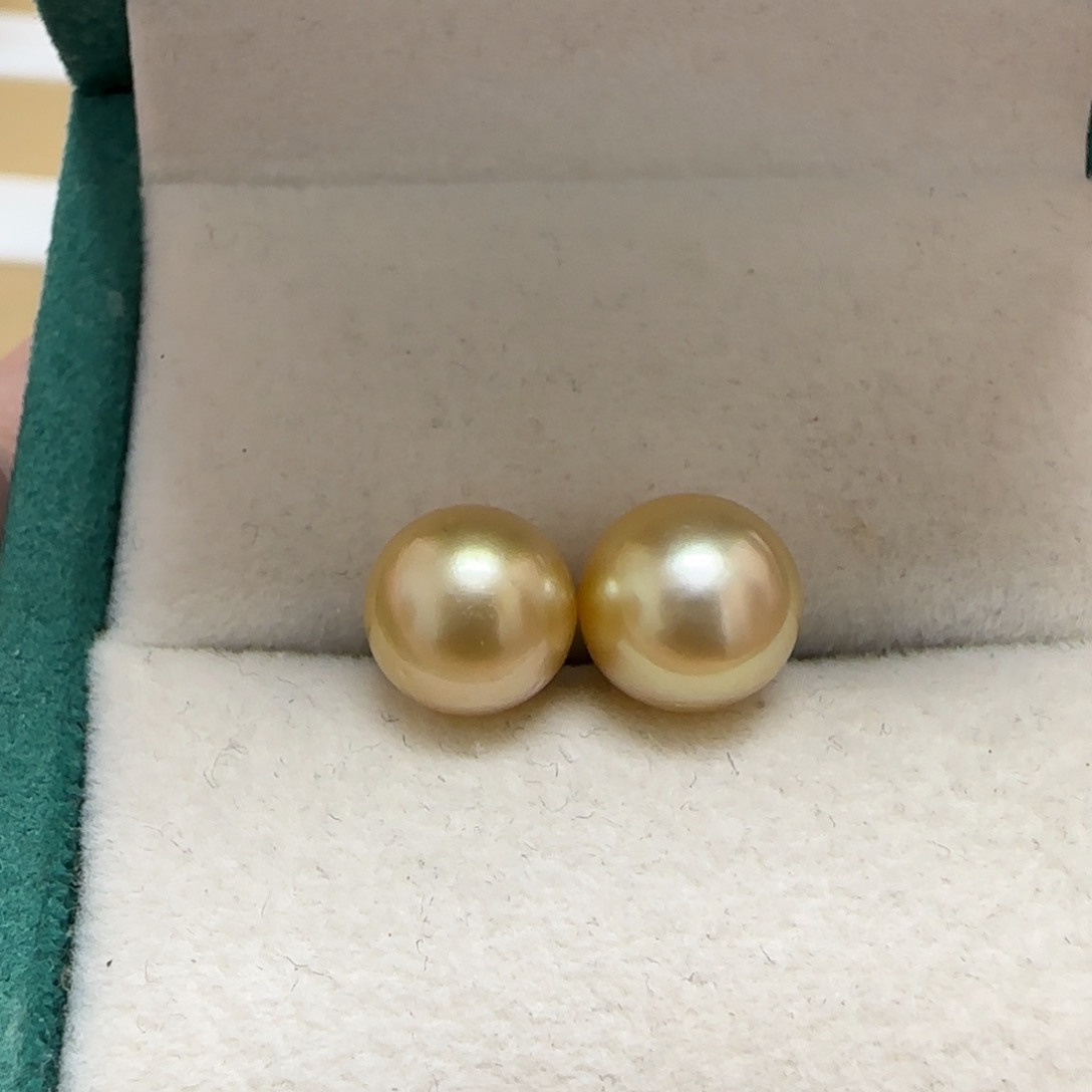 银S925镶嵌海水珍珠耳钉