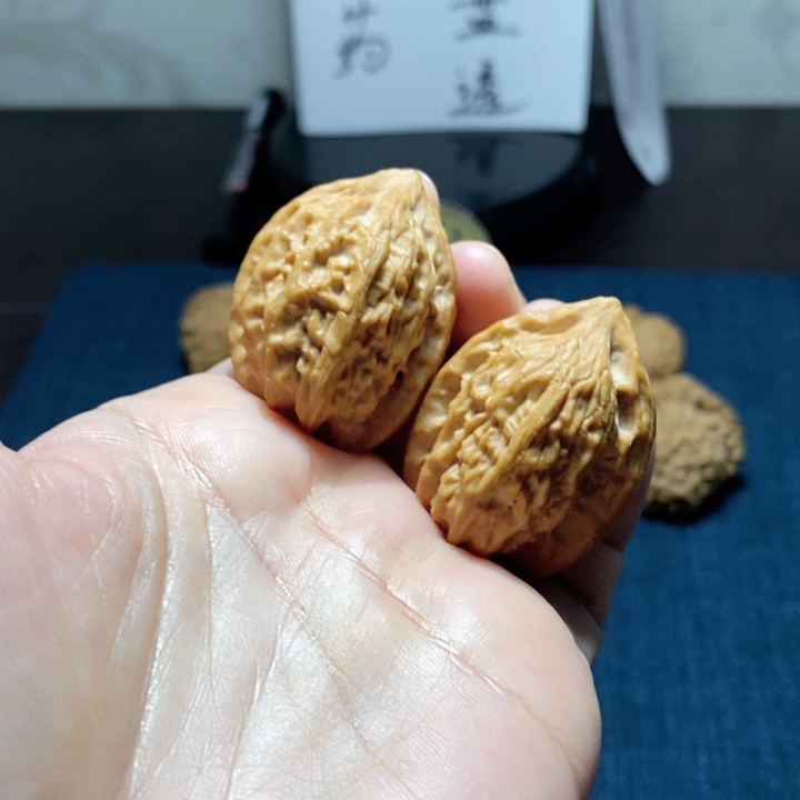 桃核吊坠柳叶鸡心30.5