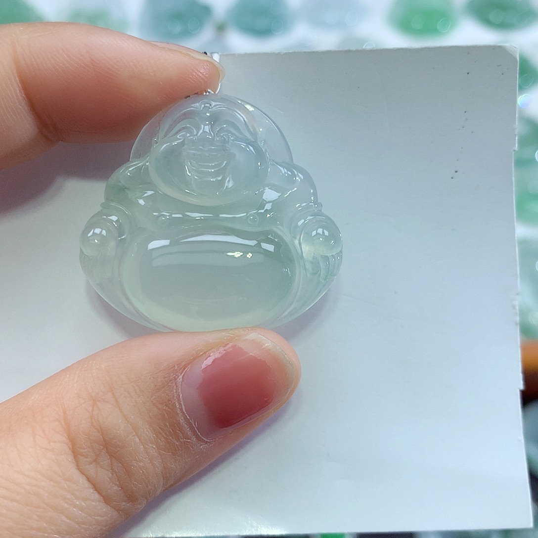 翡翠未镶嵌颈饰佛公