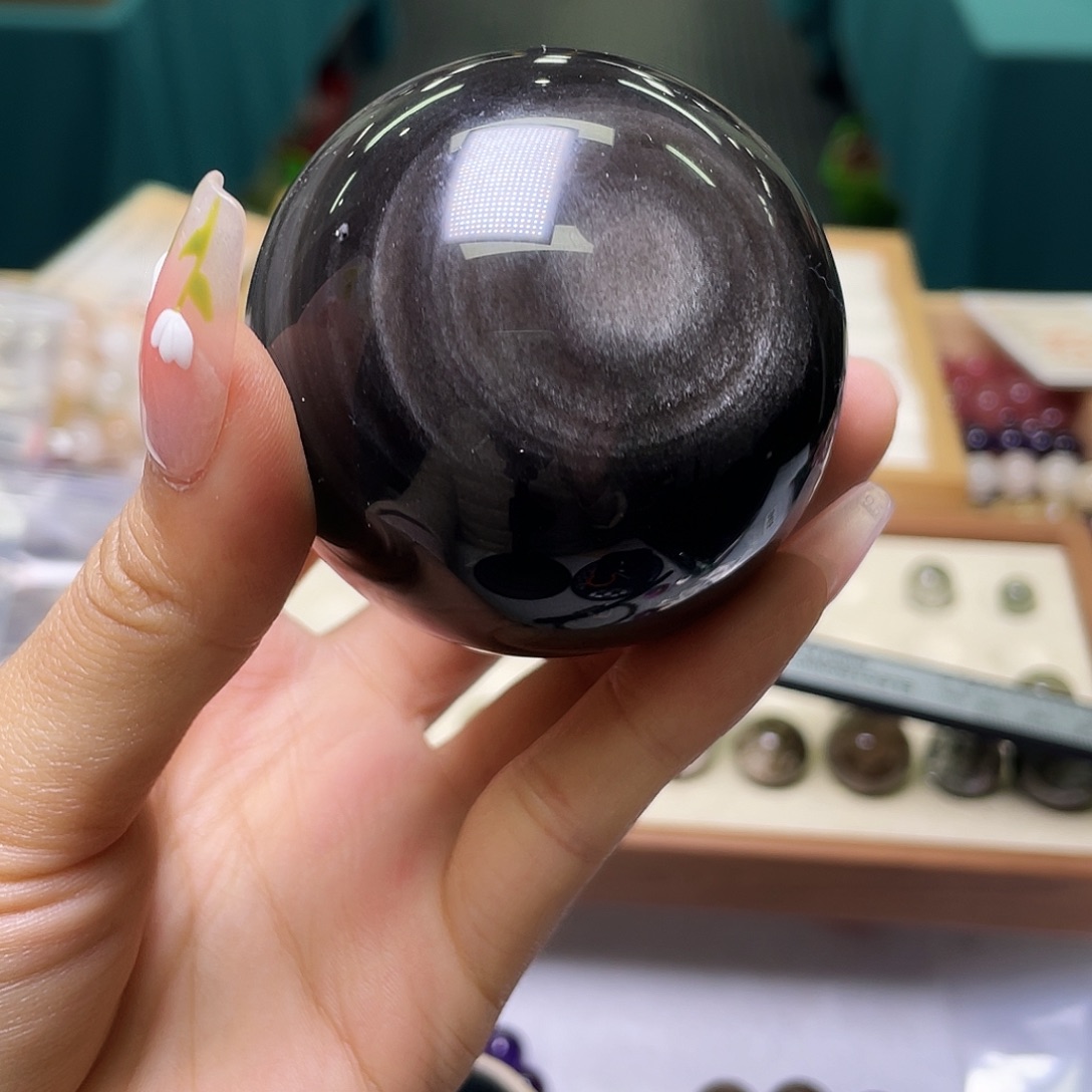 北***苏水晶未镶嵌珠宝半成品702