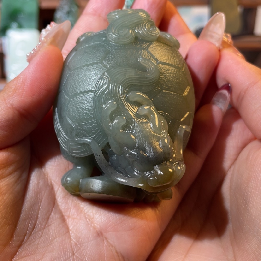 和田玉颈饰未镶嵌黄*