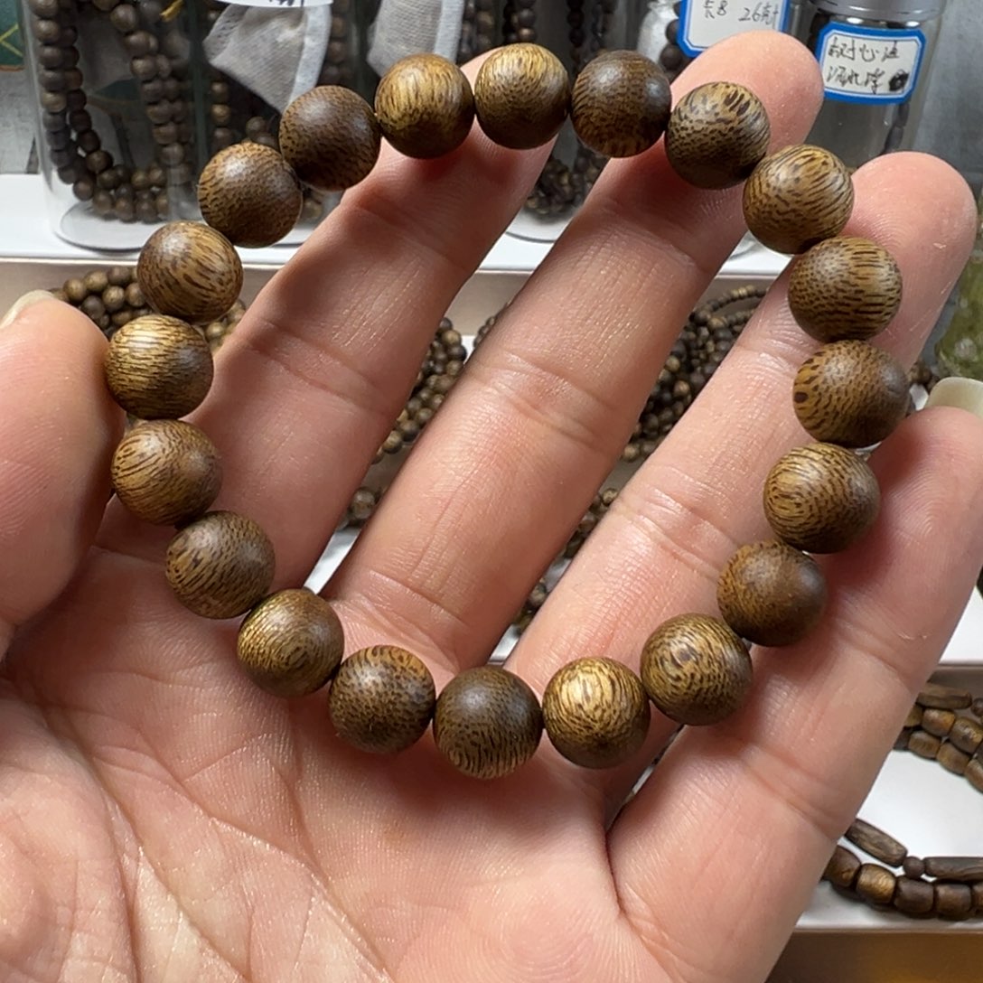 沉香沉香碎屑奇楠沉香卡1.0单圈