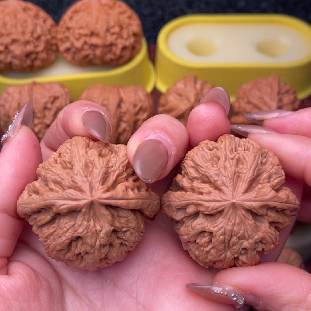 吊坠文玩核桃42平谷 粗筋