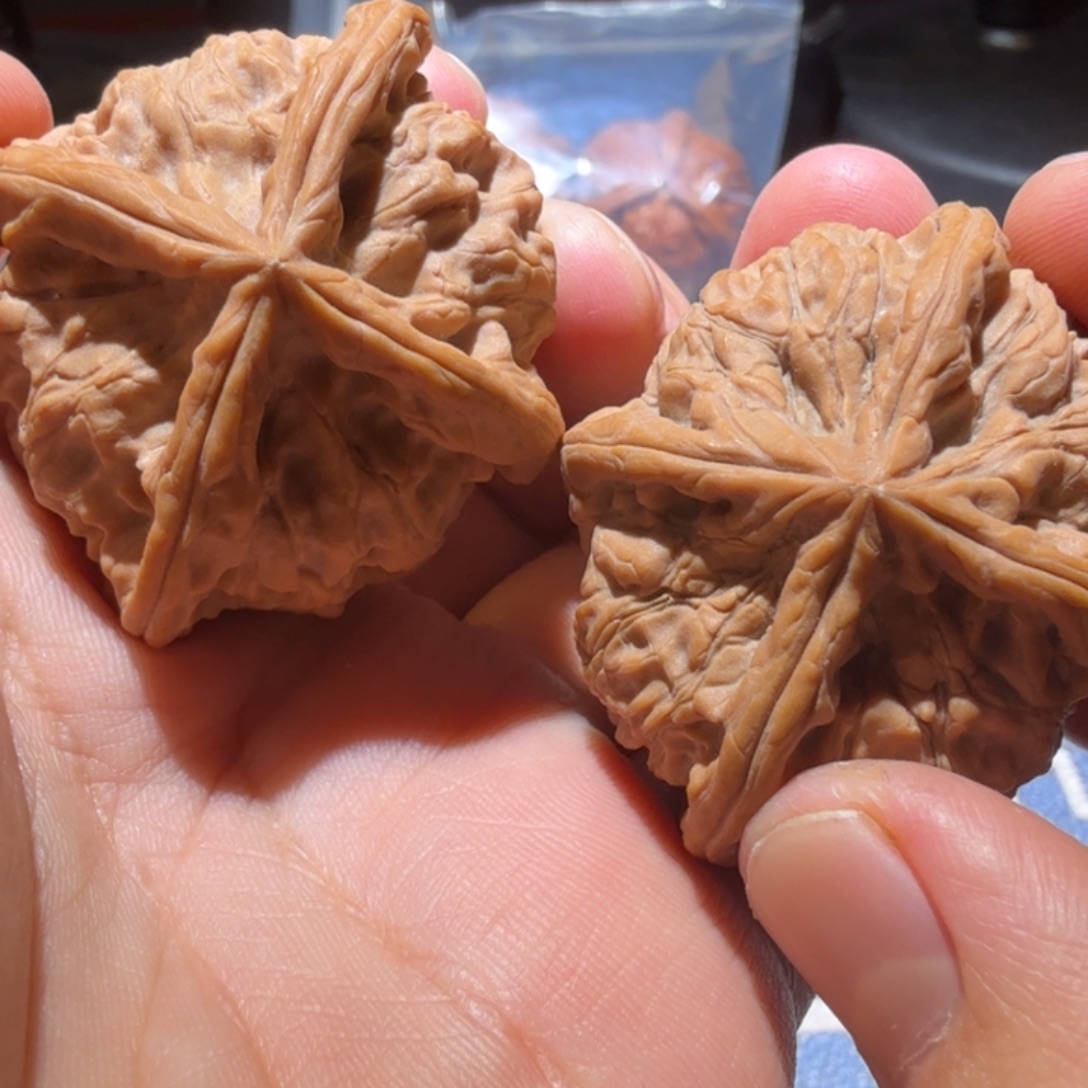 文玩核桃把件玉玺四棱