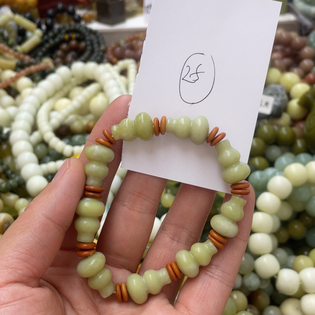 蛇纹石玉手链未镶嵌