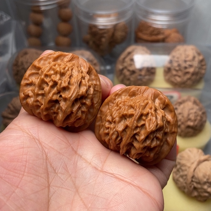 文玩核桃把件天地