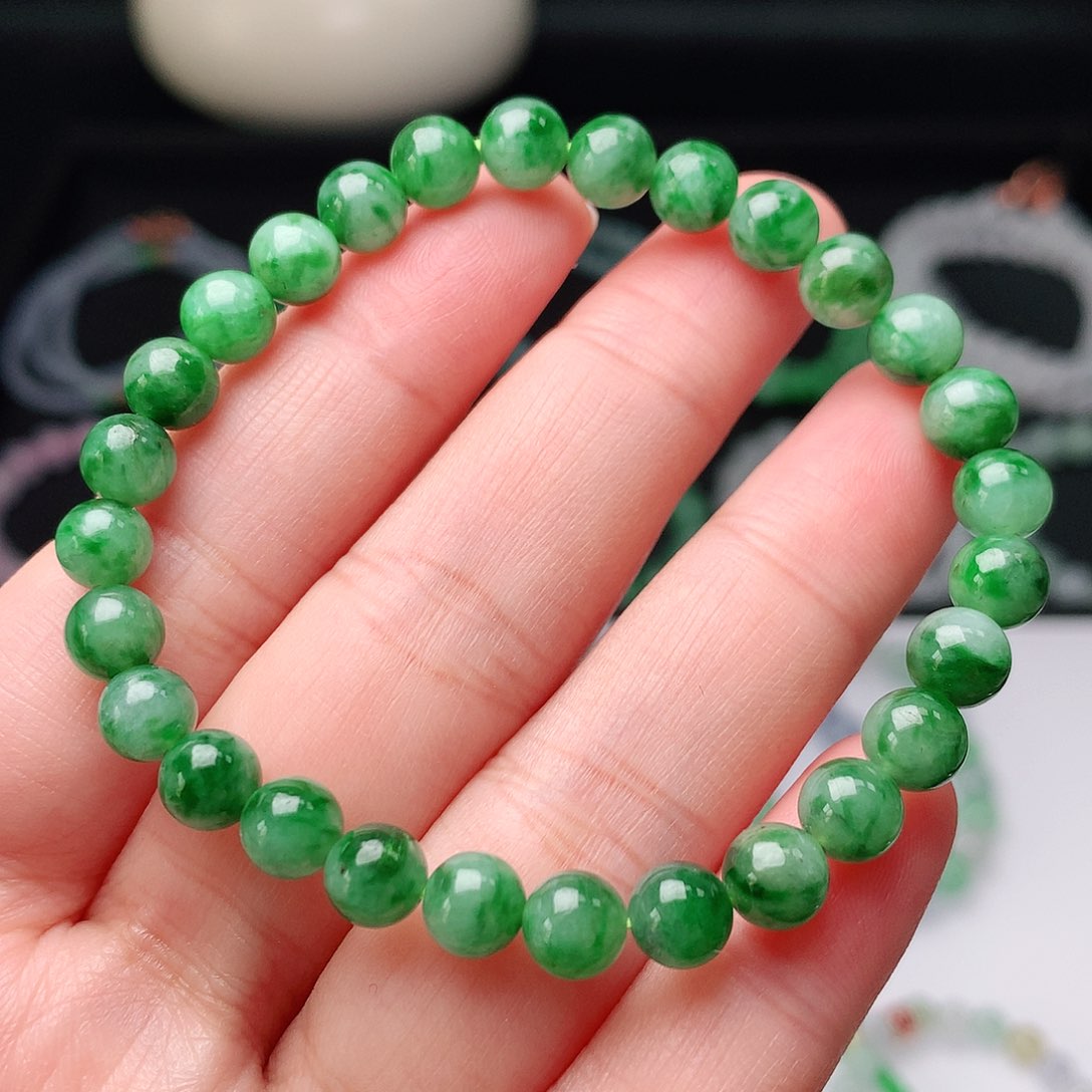 翡翠手链未镶嵌翡翠