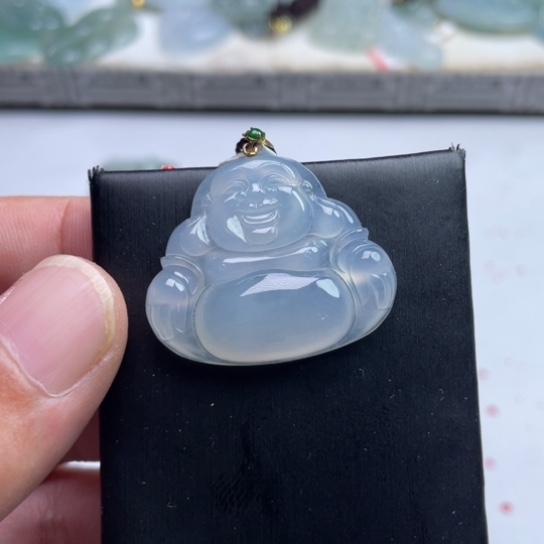 颈饰未镶嵌翡翠挂件