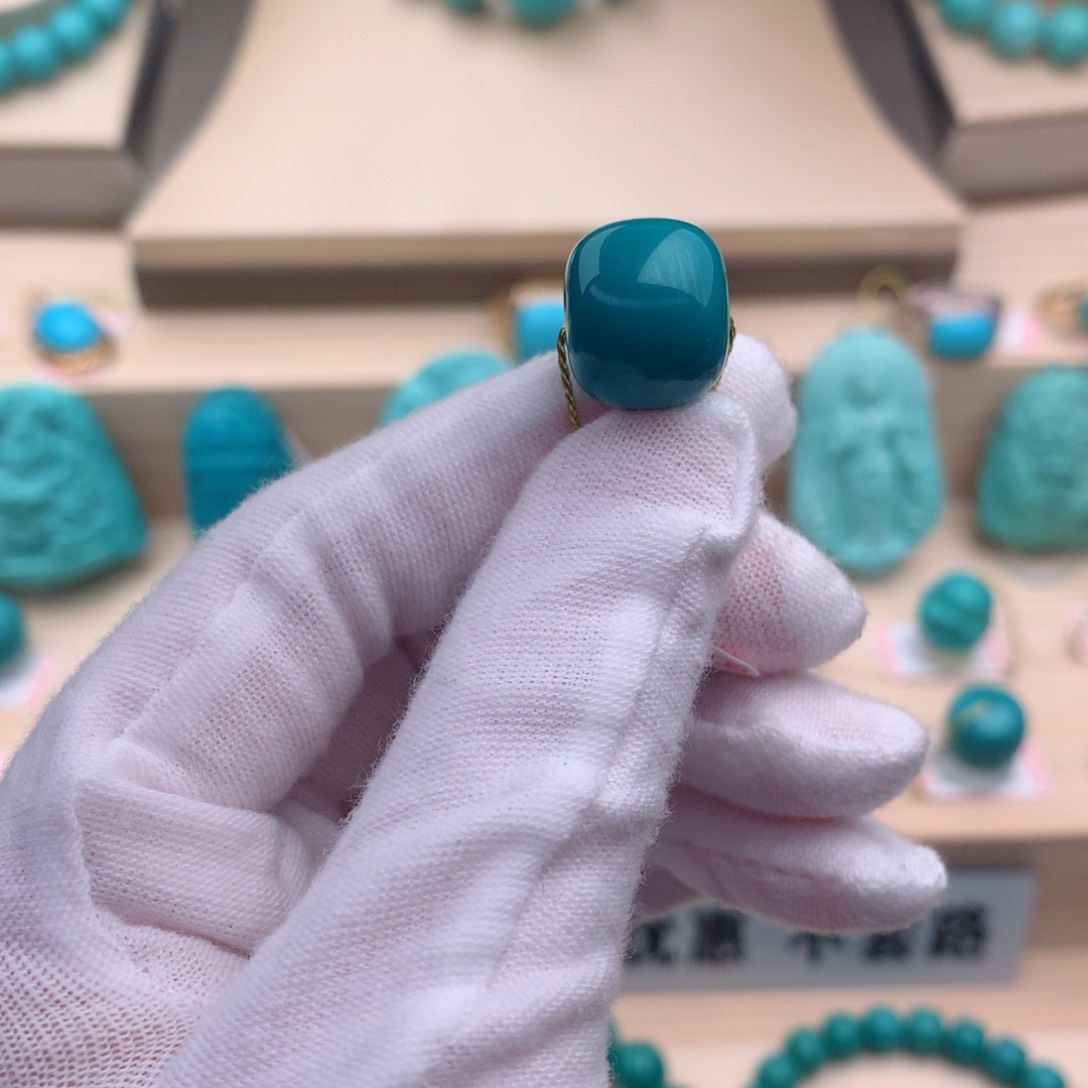 绿松石珠宝奇石未镶嵌14.2*12.2mm