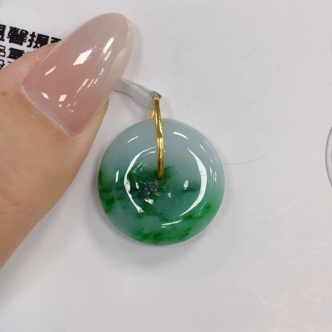 颈饰18K金镶嵌翡翠