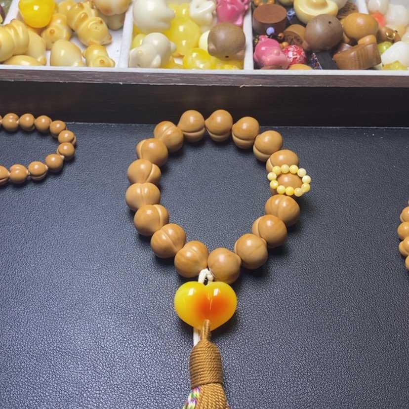 【闪购商品】吊坠猴头核桃鸿***。