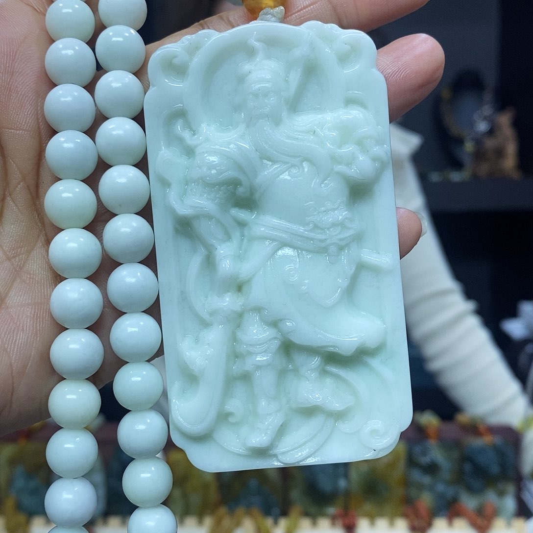 未镶嵌岫玉挂件吊坠