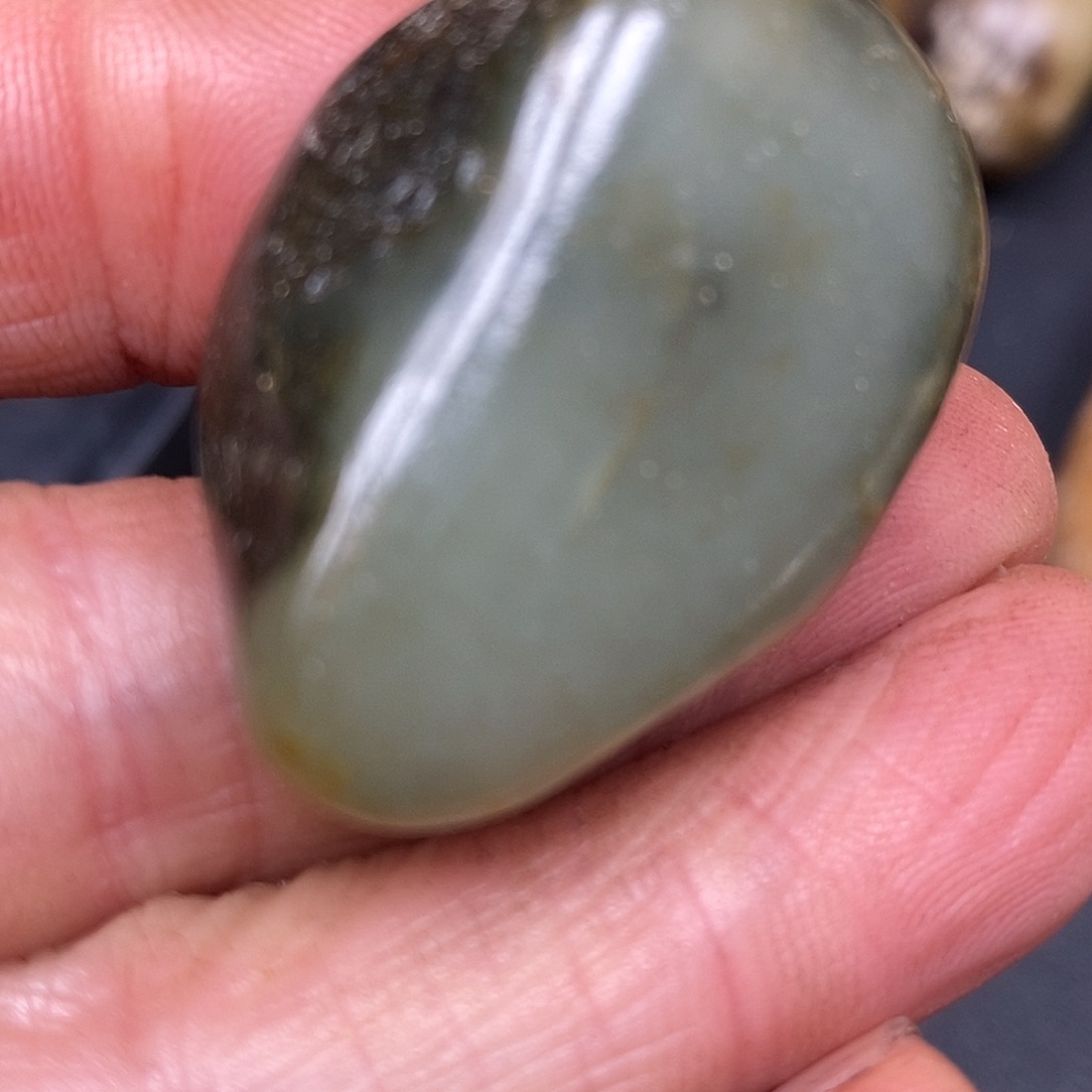 和田玉未镶嵌珠宝奇石