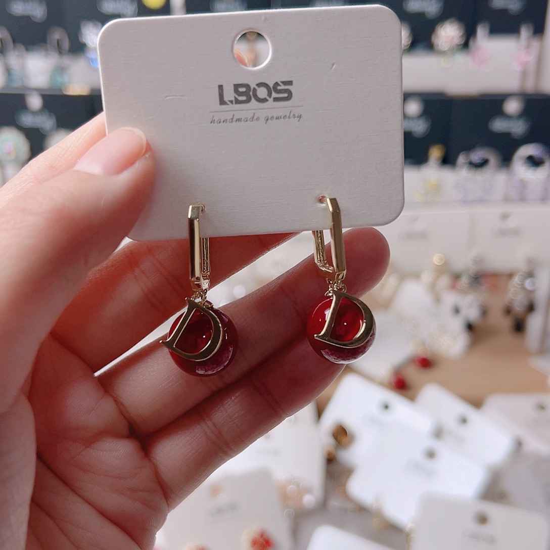 锆石纯铜合金耳环的