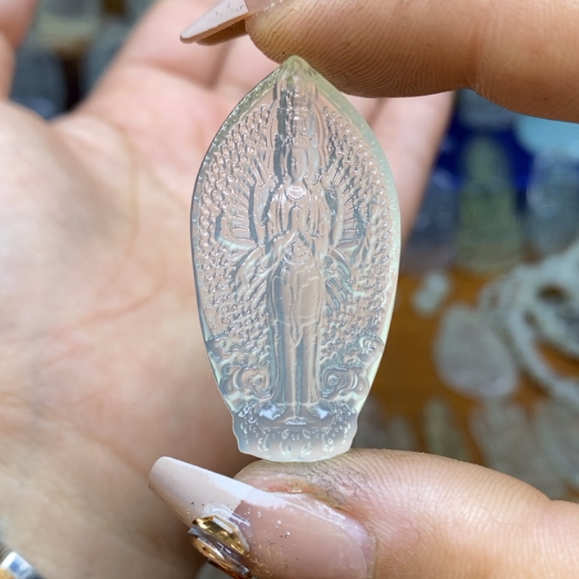 【闪购商品】蛇纹石玉颈饰未镶嵌