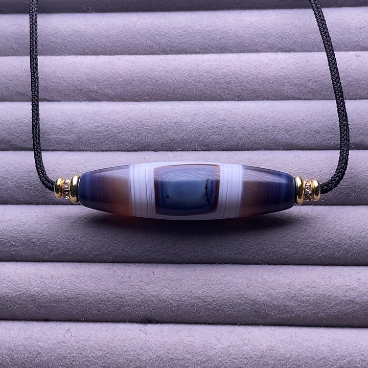 宁***a玛瑙/玉髓未镶嵌颈饰